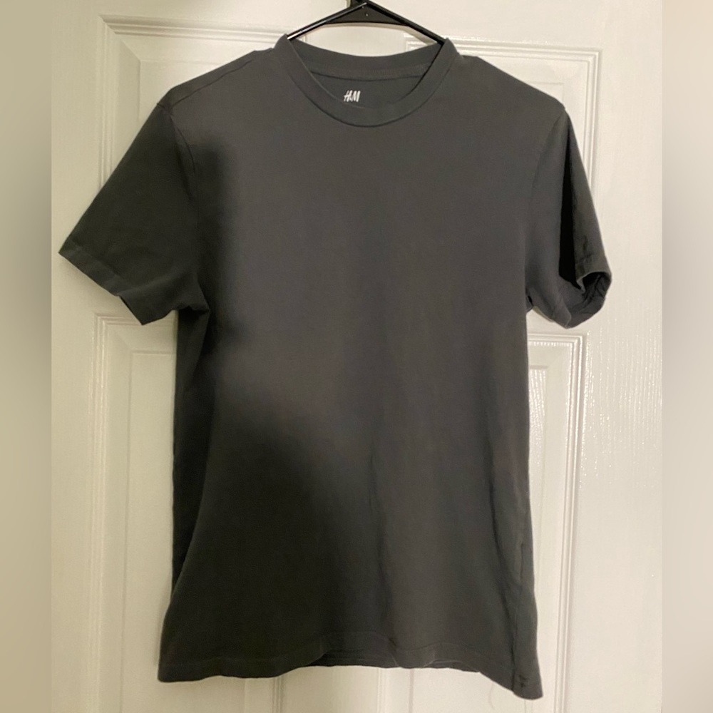 H&M Grey Regular Fit Short Sleeve Tee Size Small